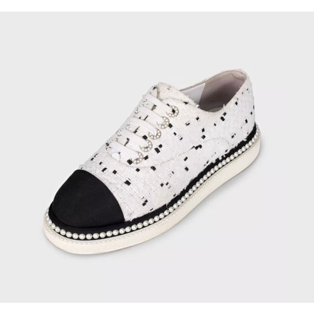 Chanel White Textile Sneakers with Contrasting Toe Sz.36 - Picture 3 of 8